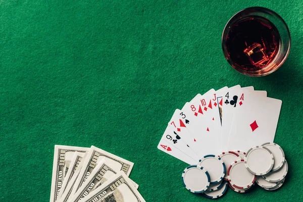 Antarmuka aplikasi mobile golrobux menampilkan menu utama kasino dan sportsbook